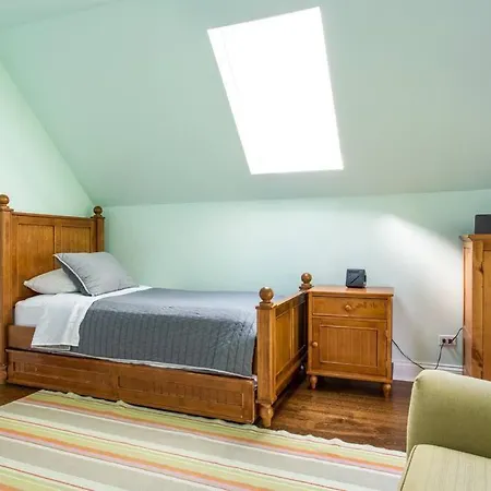 Featured In Socials Luxurious Airbnbs Chicago