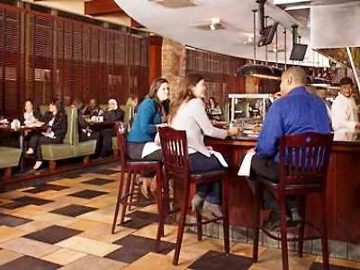 Hilton Garden Downtown/magnificent Mile Hotel