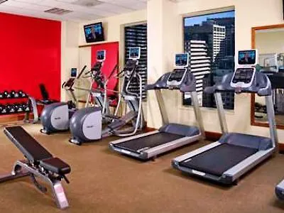 Hilton Garden Downtown/magnificent Mile 3*