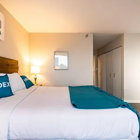 3b/3b Skyloft With Navy Pier View Gym & Pool By Envitae Apartment *