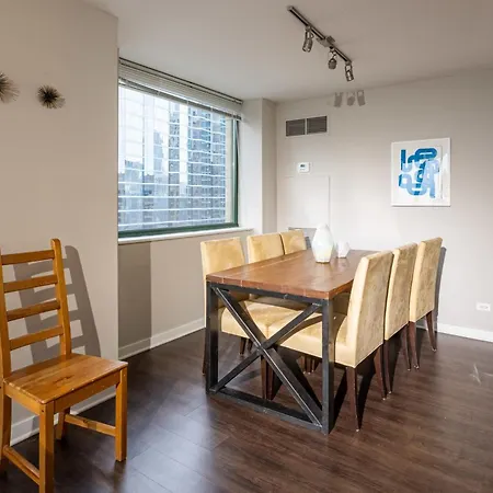 Apartment 3b/3b Skyloft With Navy Pier View Gym & Pool By Envitae *