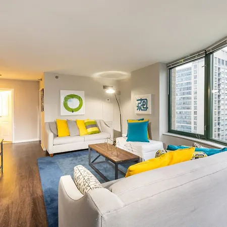 3b/3b Skyloft With Navy Pier View Gym & Pool By Envitae Apartment Chicago