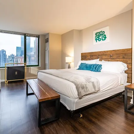 3b/3b Skyloft With Navy Pier View Gym & Pool By Envitae * Chicago