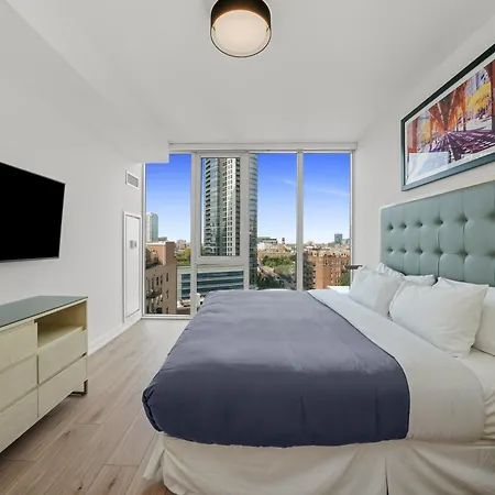 Level River North 4*
