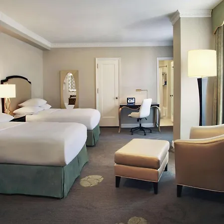 The Palmer House Hilton Hotel 4*