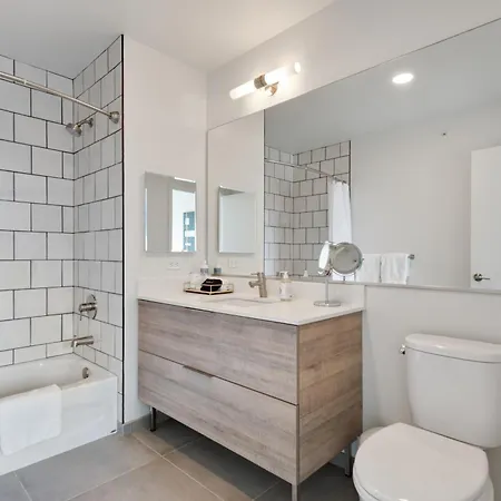 Aurelien Spacious In The Heart Of Gold Coast *