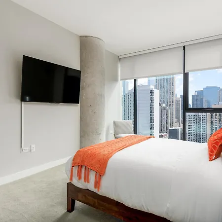 Aurelien Spacious In The Heart Of Gold Coast * Chicago