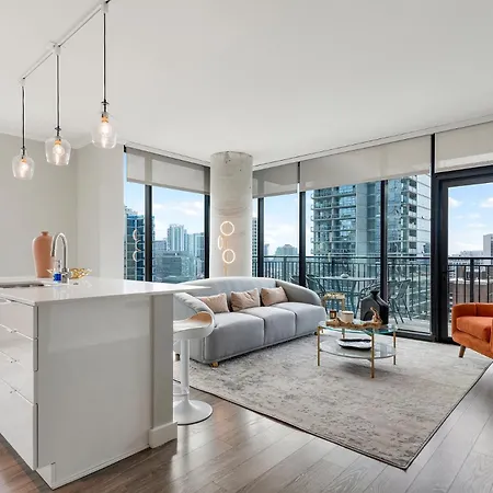 Apartment Aurelien Spacious In The Heart Of Gold Coast Chicago