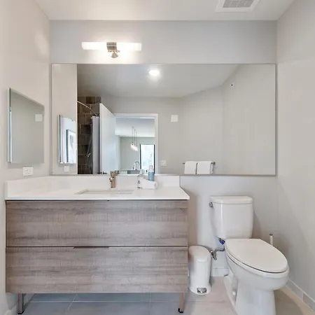 Aurelien Spacious In The Heart Of Gold Coast *