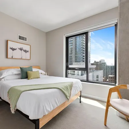 Aurelien Spacious In The Heart Of Gold Coast *