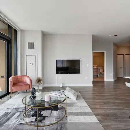 Apartment Aurelien Spacious In The Heart Of Gold Coast *