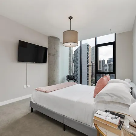 Aurelien Spacious In The Heart Of Gold Coast *