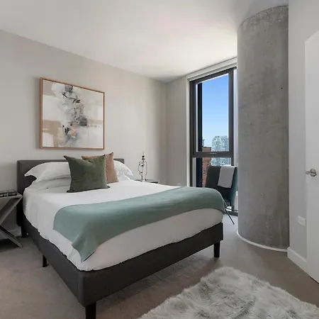 Apartment Aurelien Spacious In The Heart Of Gold Coast *