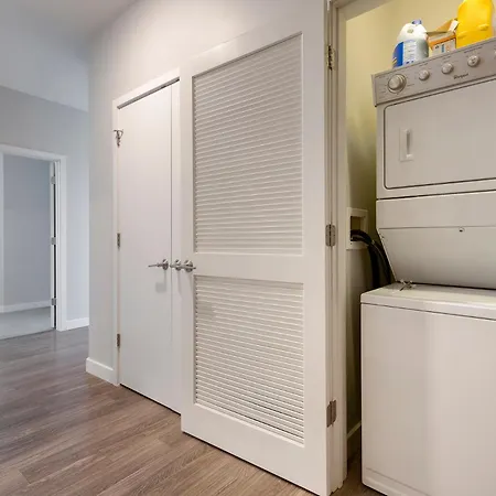 Aurelien Spacious In The Heart Of Gold Coast Apartment *