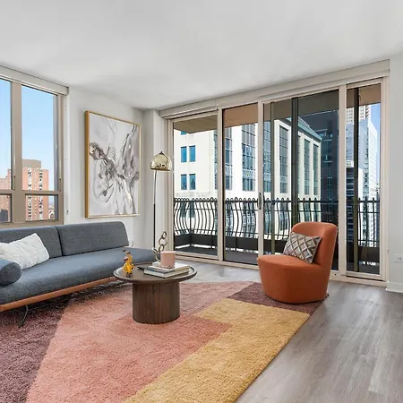 The Bernardin Gold Coast Luxury Near Magnificent Mile *