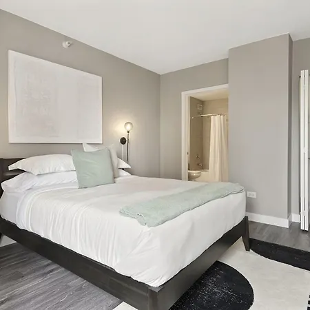 The Bernardin Gold Coast Luxury Near Magnificent Mile Apartment Chicago