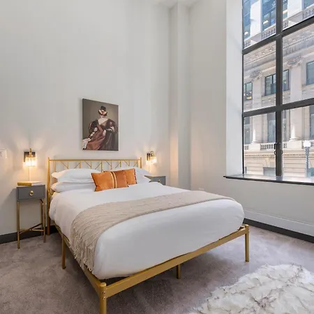 Experience Downtown At Millennium - Luxury In The Loop Apartment