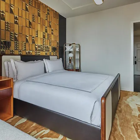 Viceroy 5* Chicago