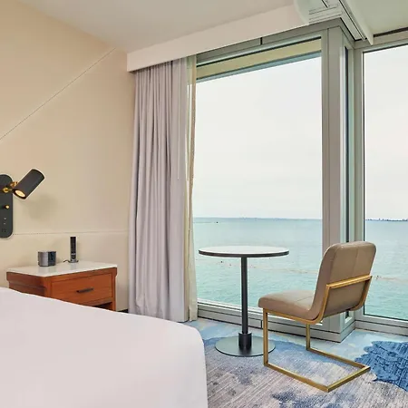 Sable At Navy Pier Chicago, Curio Collection By Hilton