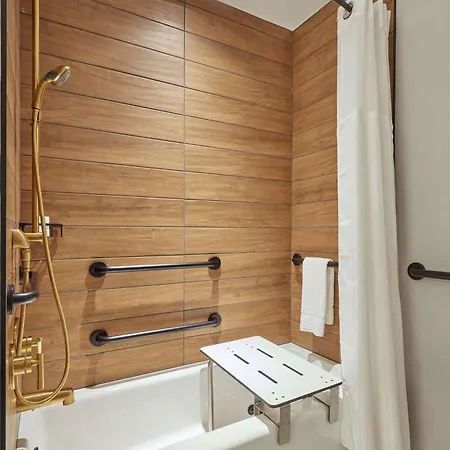 Sable At Navy Pier Chicago, Curio Collection By Hilton