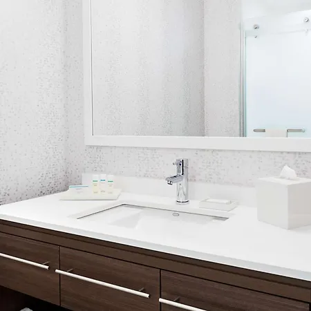 Home2 By Hilton Mccormick Place 3*