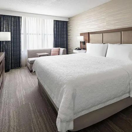 Hampton & Chicago-downtown Hotel