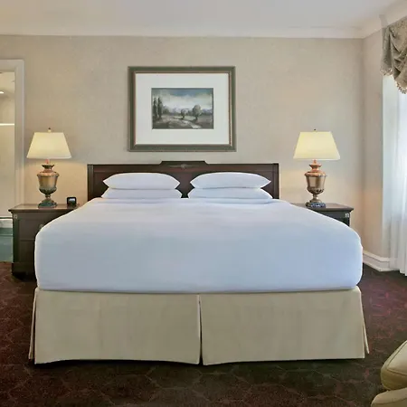 Hotel The Drake