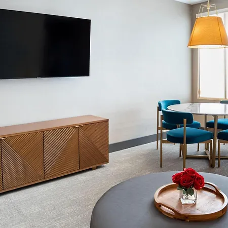 Springhill By Marriott Chinatown