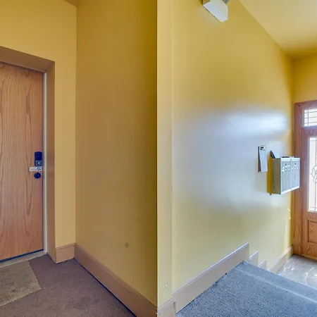 6 Mi To Dtwn Pet-friendly Apartment