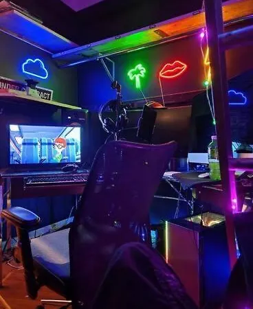 Unique + Creative Loft Chicago