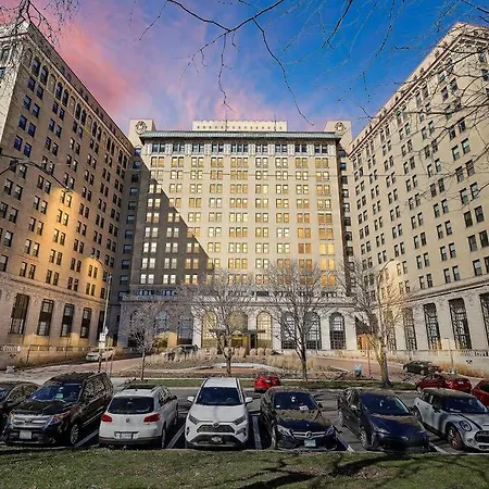 Apartment 1br Chic & Elite In Hyde Park - Shoreland 714