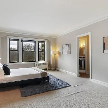 1br Calm, Cozy & Furnished In Hyde Park - Windermere 402 * Chicago