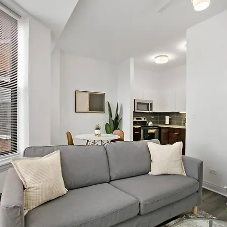 1br Modern In - Del Prado 811 Chicago