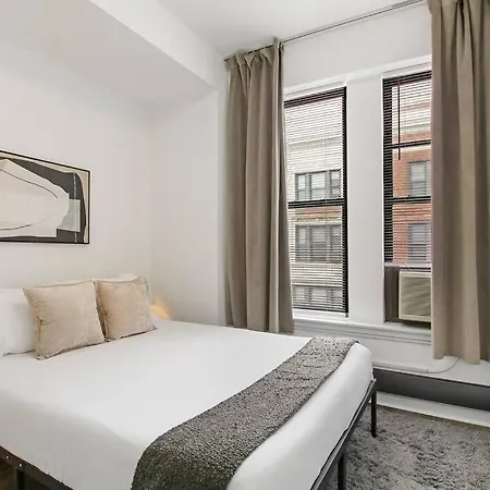 2br Comfy And Roomy In - Del Prado 1013 Apartment Chicago
