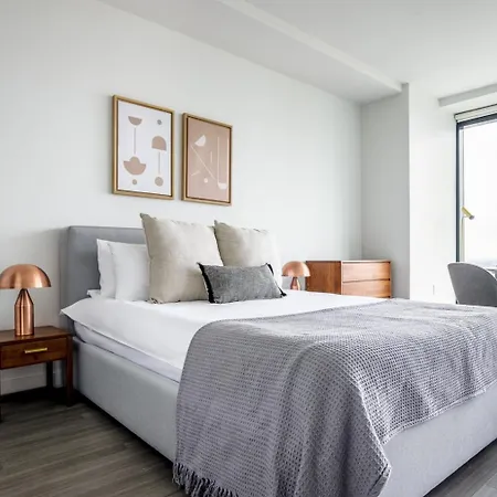 Apartment S Loop W Gym 1 Block From Cta Train Chi-348 Chicago