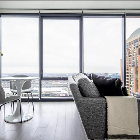 Apartment S Loop W Gym 1 Block From Cta Train Chi-348 Chicago