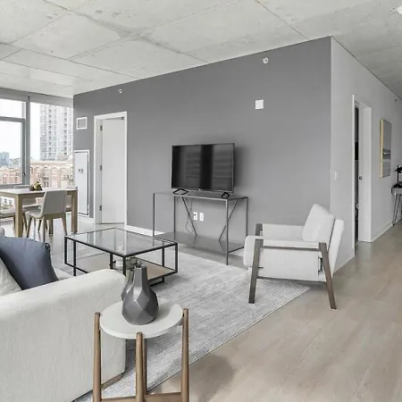 Apartment Landing Modern With Amazing Amenities *