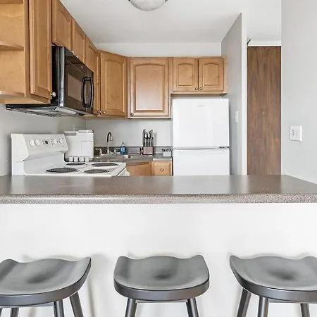 Landing Modern With Amazing Amenities