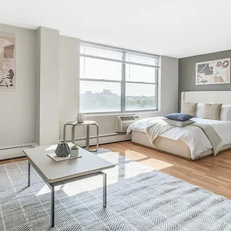 Landing Modern With Amazing Amenities