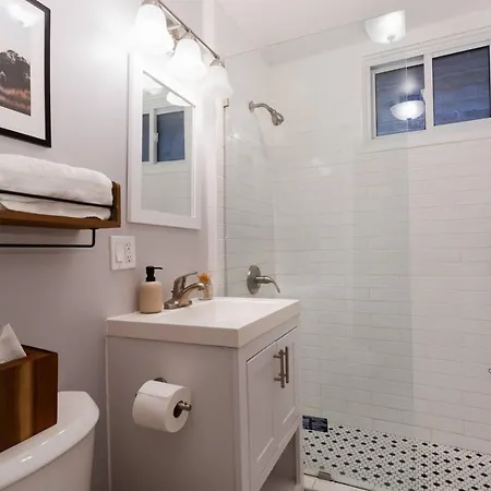 Flexhome Logan Square 2br B2 With Laundry And Patio - Read Info Apartment Chicago