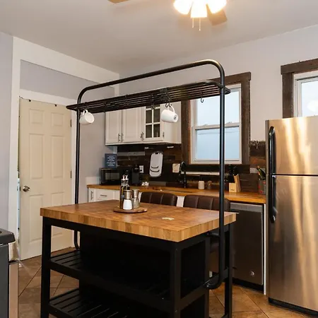 Flexhome Logan Square 2br B2 With Laundry And Patio - Read Info * Chicago