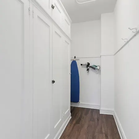 Apartment Enchanting 1br In Hyde Park - Windermere 401 Chicago