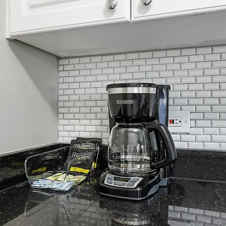 Apartment Enchanting 1br In Hyde Park - Windermere 401 Chicago