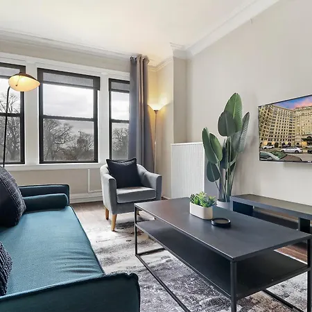 Enchanting 1br In Hyde Park - Windermere 401 Chicago