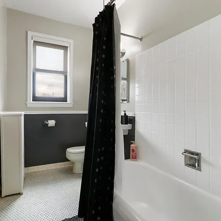 Apartment Enchanting 1br In Hyde Park - Windermere 401 Chicago