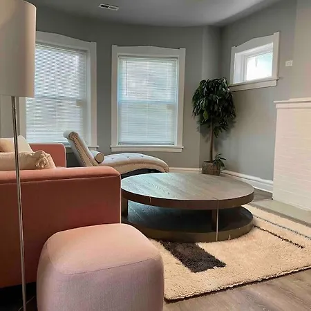 Apartment Cozy Luxury Apt~ Near Uchicago/hydepark/lakeshore Chicago