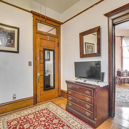 Victorian Mansion In Garfield Park Holiday home