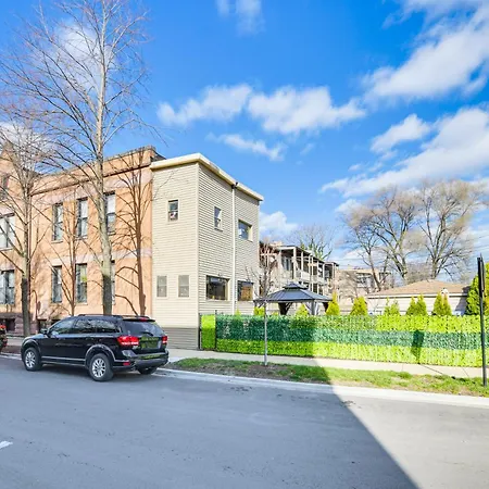 Victorian Mansion In Garfield Park