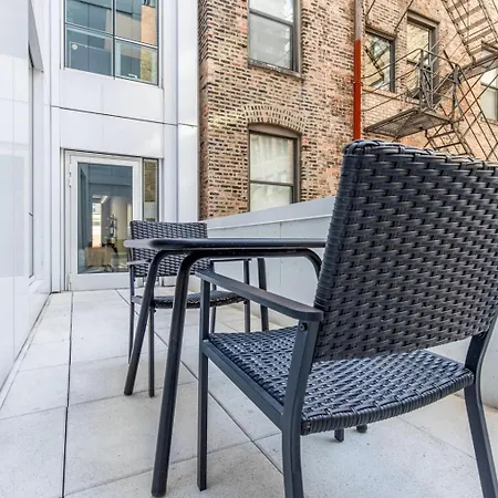 Apartment River North 1br W Lounge Gym Nr Shops Chi-1015 *