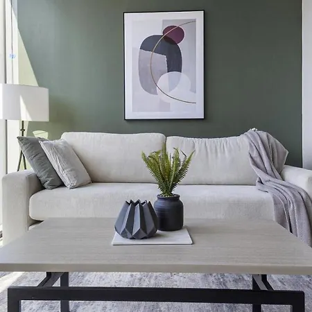 Apartment Landing Modern With Amazing Amenities Chicago